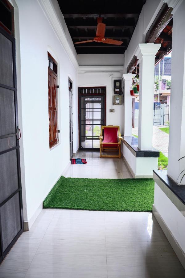 Bobbys Corner Apartment Alappuzha Екстериор снимка